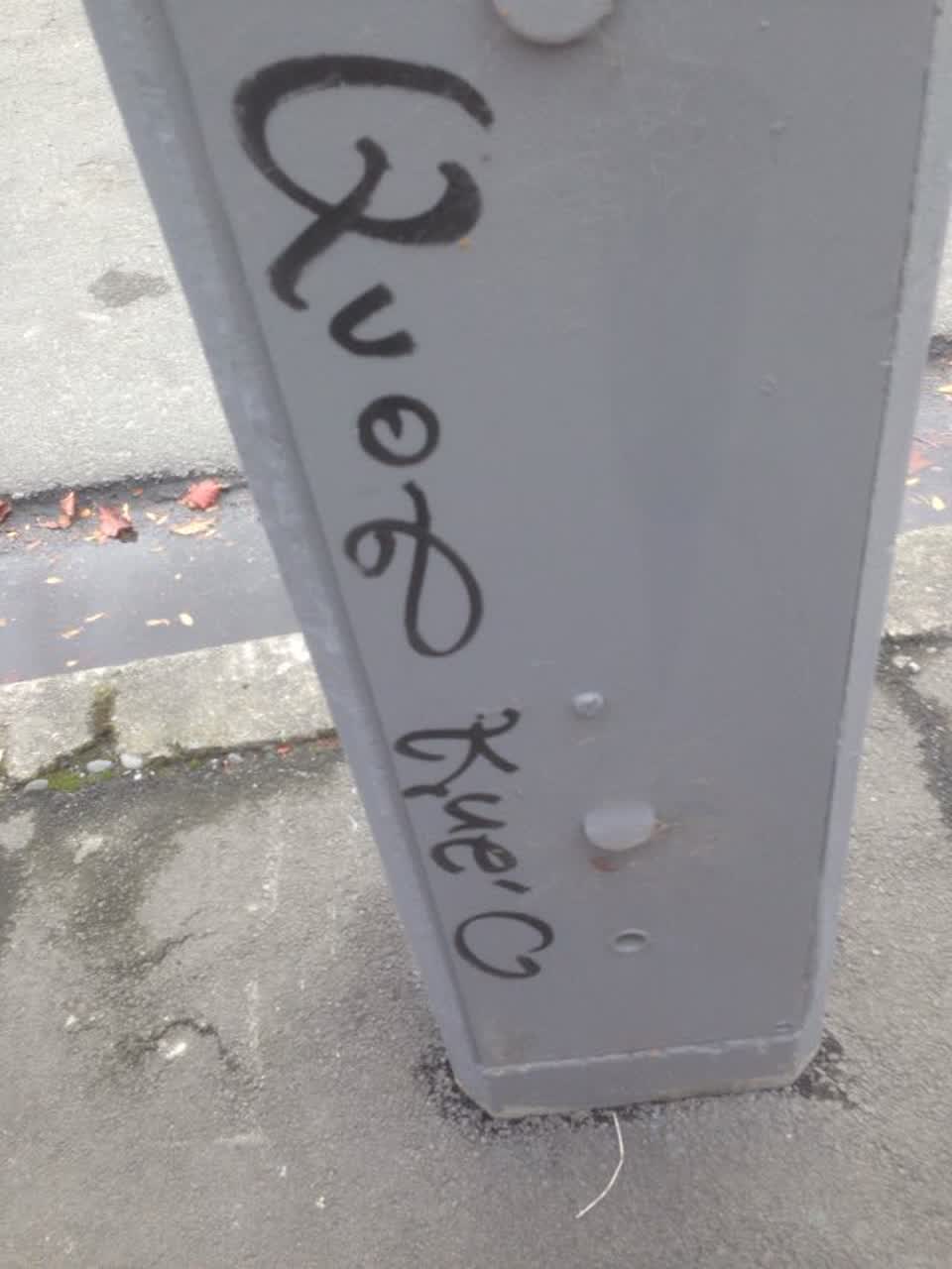 The photograph attached to this graffiti report