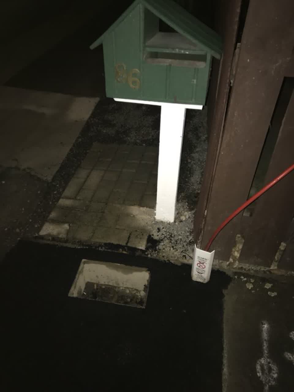 The photograph attached to this roading/streets report