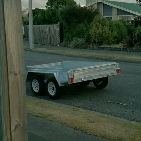 Roading/Streets, a report photo