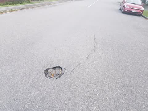 Roading/Streets, a report photo
