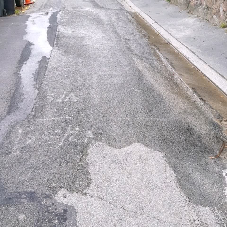The photograph attached to this water supply report