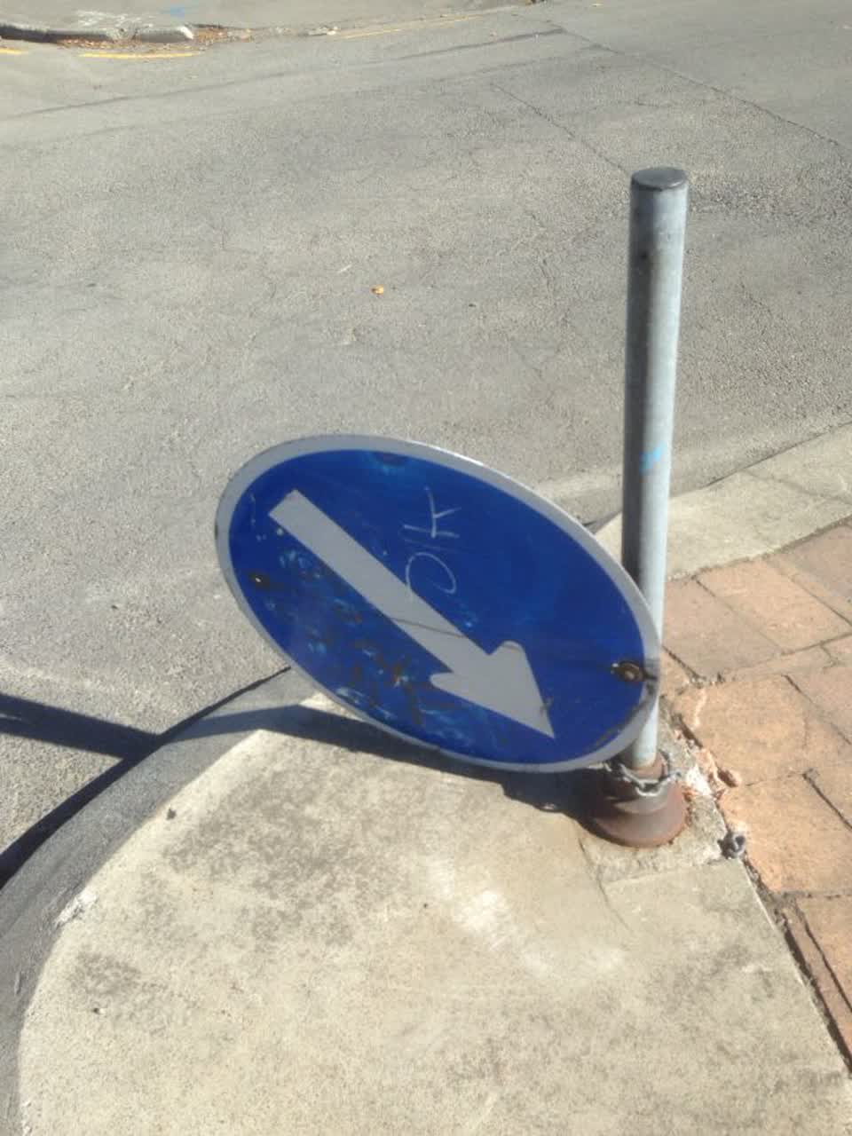 The photograph attached to this roading/streets report