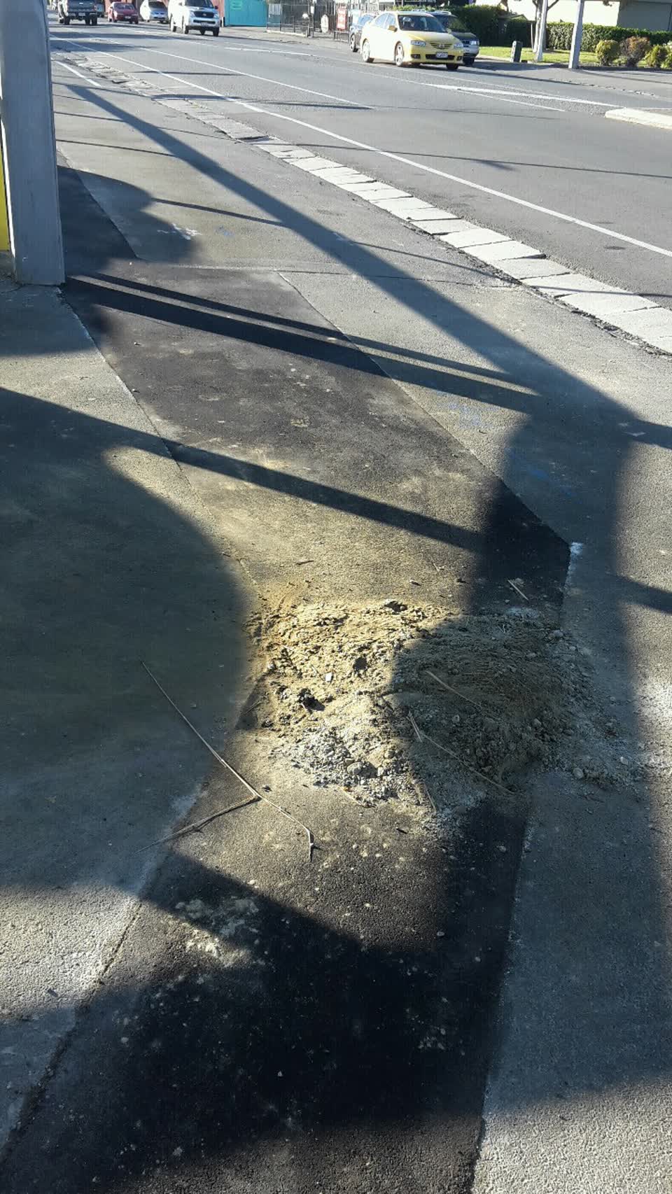 The photograph attached to this roading/streets report