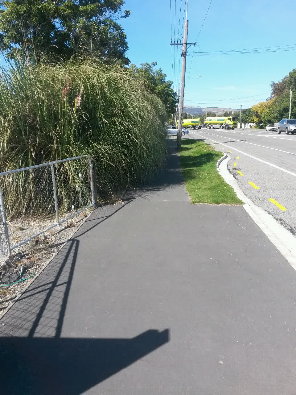 The photograph attached to this roading/streets report