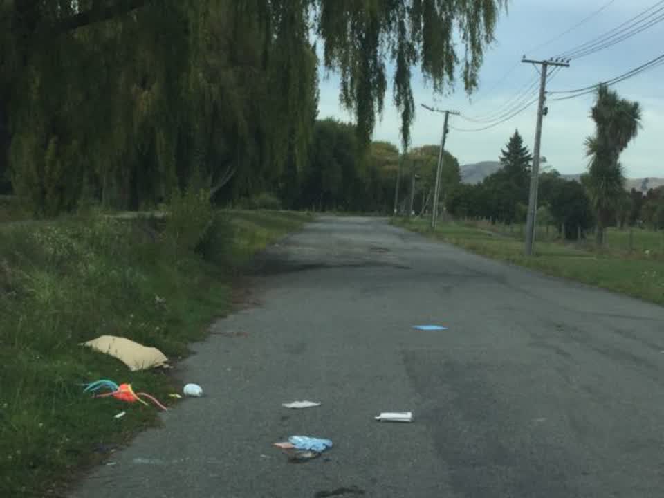 The photograph attached to this rubbish/recycling report