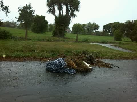Rubbish/Recycling, a report photo