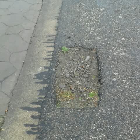 Roading/Streets, a report photo
