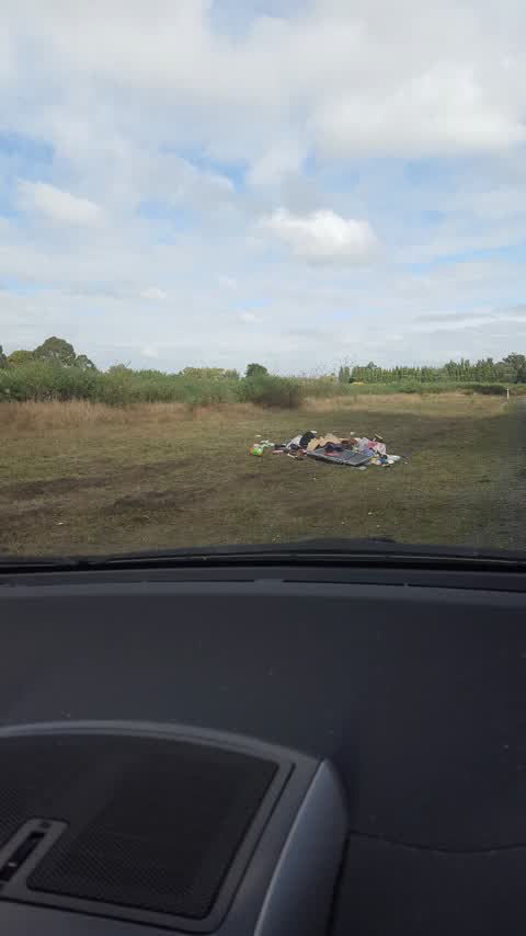 Rubbish/Recycling, a report photo