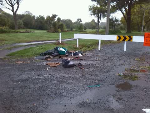 Rubbish/Recycling, a report photo