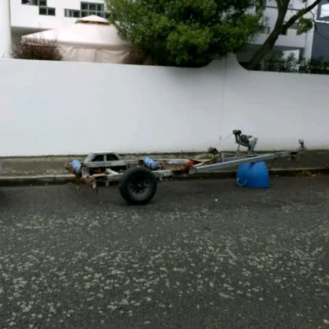 Roading/Streets, a report photo