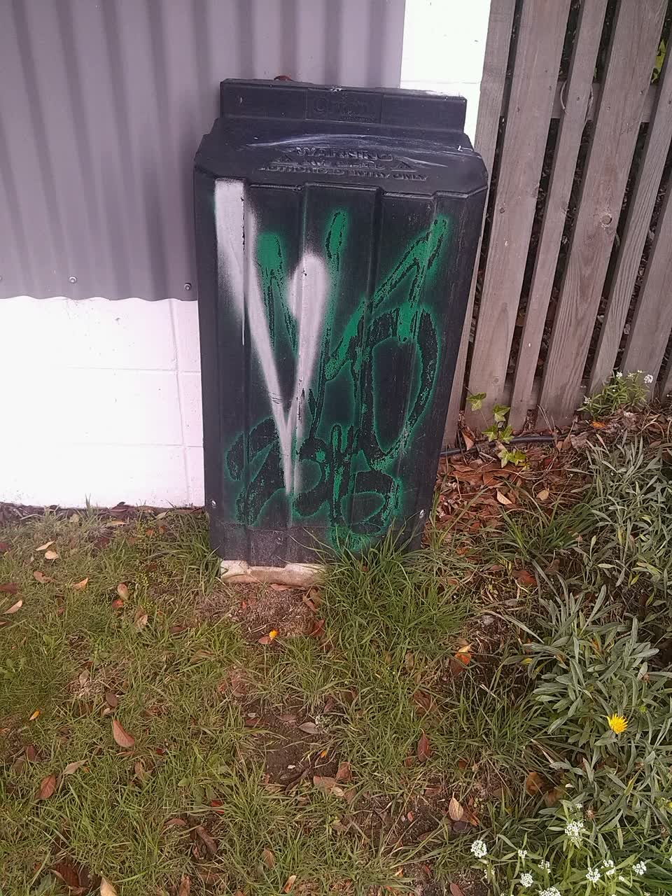 The photograph attached to this graffiti report