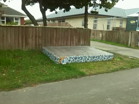 Rubbish/Recycling, a report photo