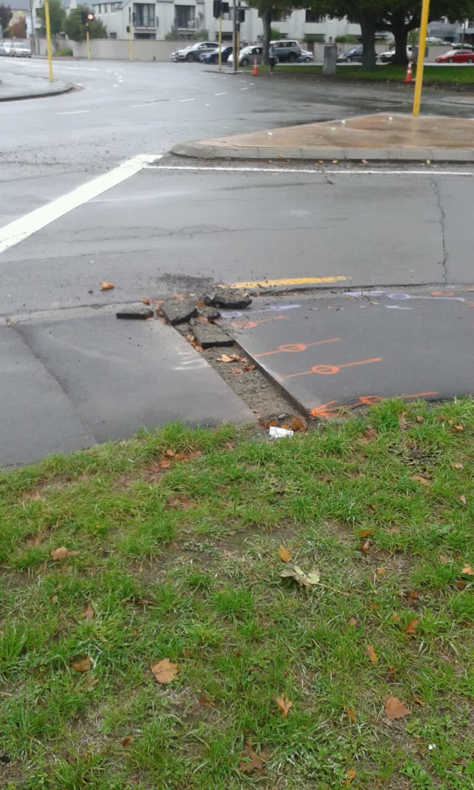 The photograph attached to this roading/streets report