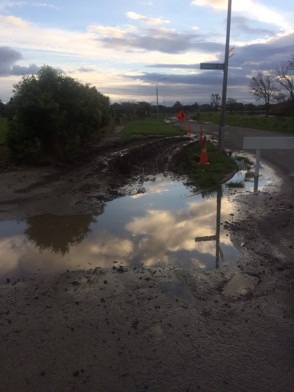 The photograph attached to this roading/streets report