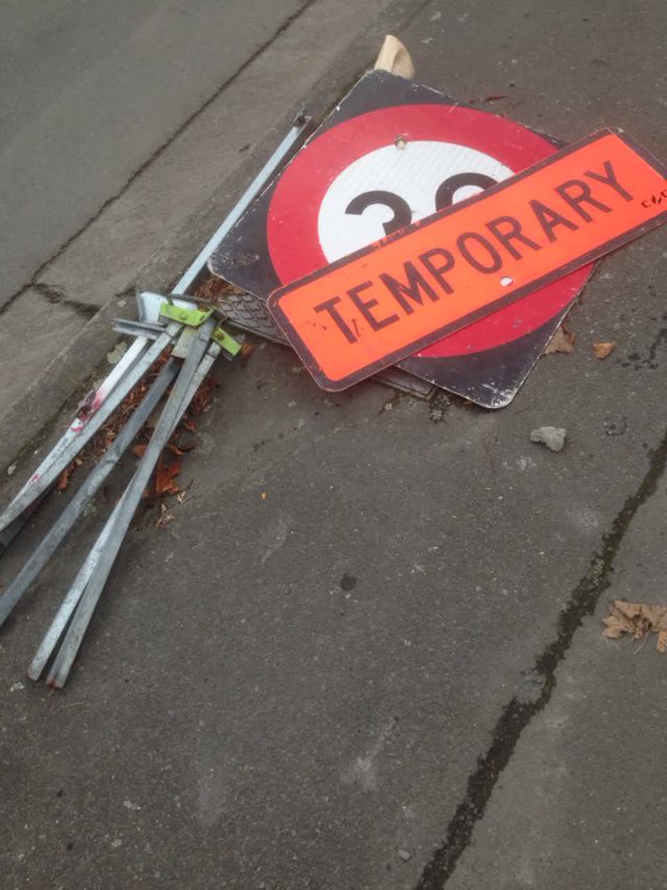 The photograph attached to this roading/streets report