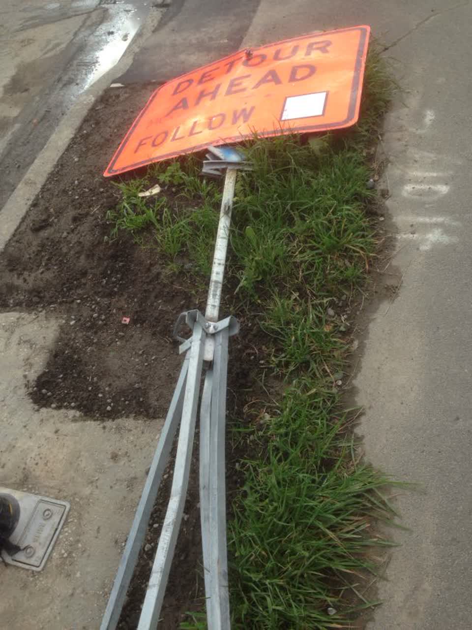 The photograph attached to this roading/streets report