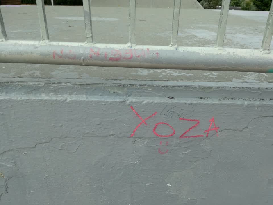 The photograph attached to this graffiti report