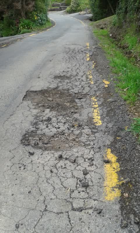 Roading/Streets, a report photo