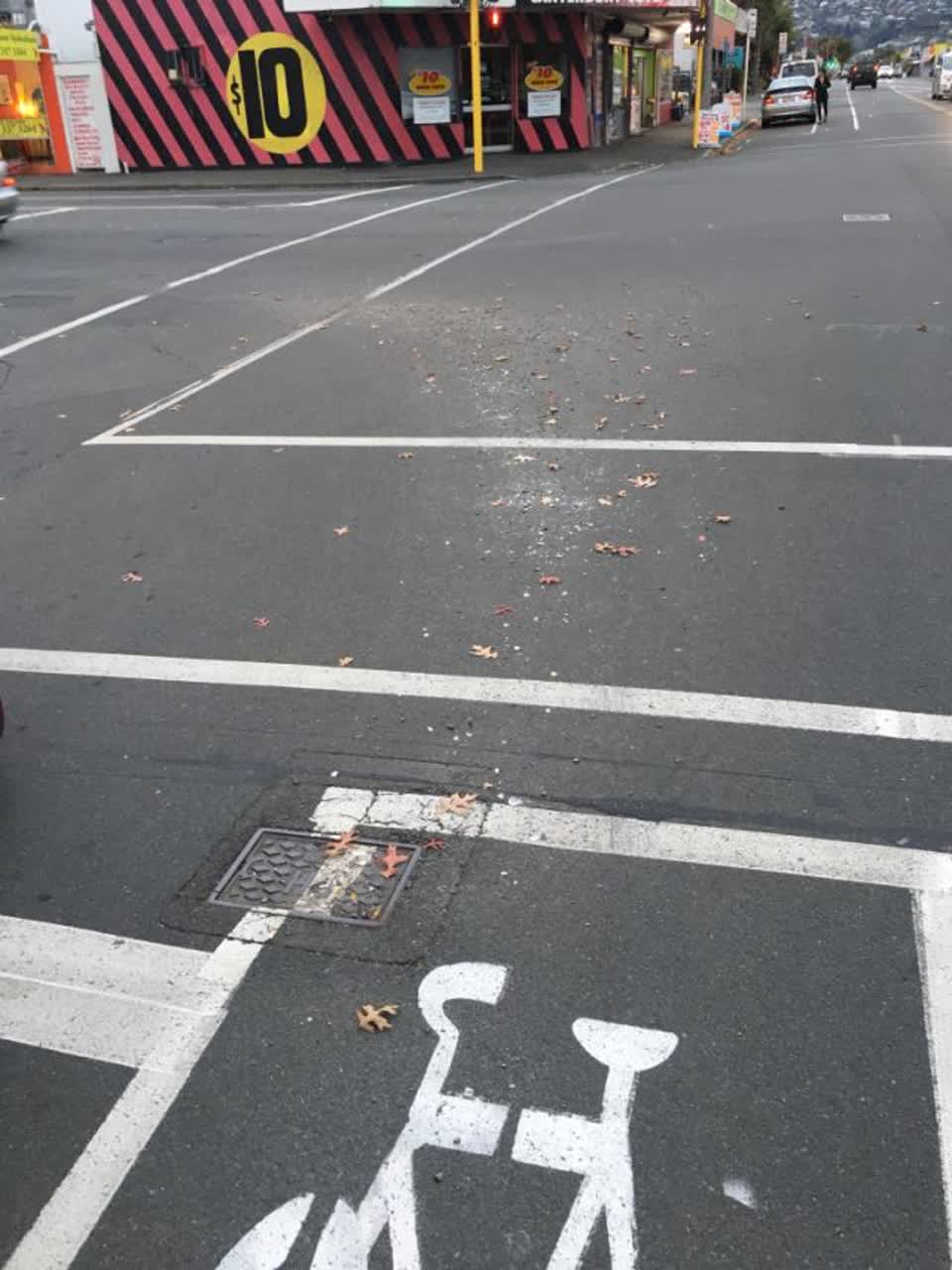 The photograph attached to this roading/streets report