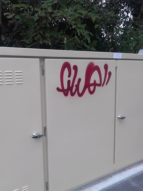 Graffiti, a report photo