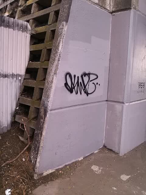 Graffiti, a report photo