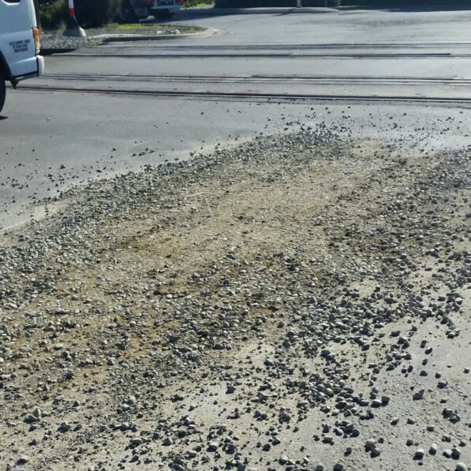 The photograph attached to this roading/streets report