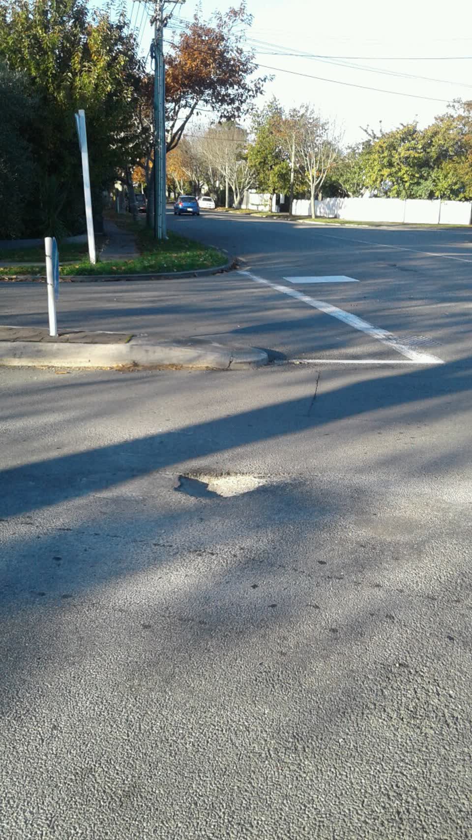 The photograph attached to this roading/streets report