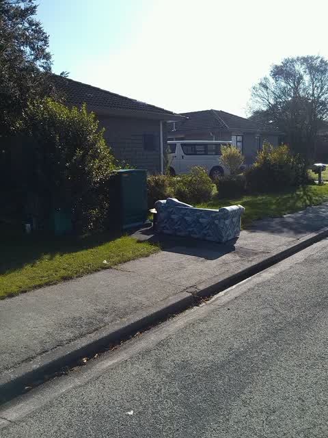 Rubbish/Recycling, a report photo