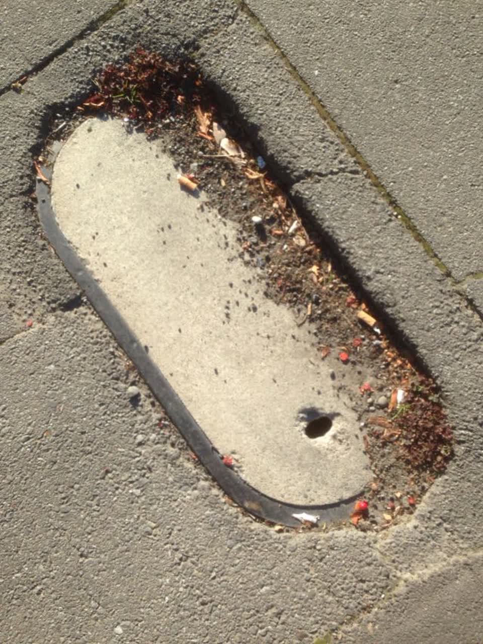 The photograph attached to this roading/streets report