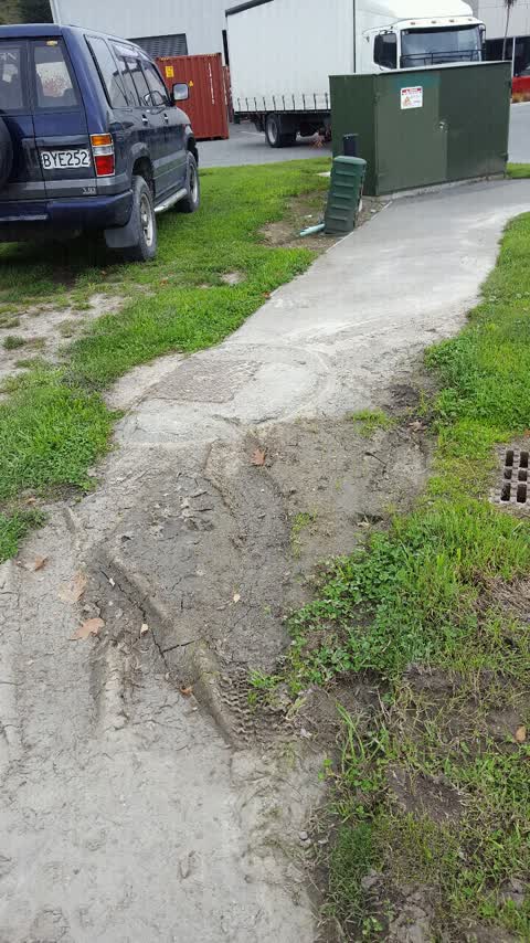 Roading/Streets, a report photo