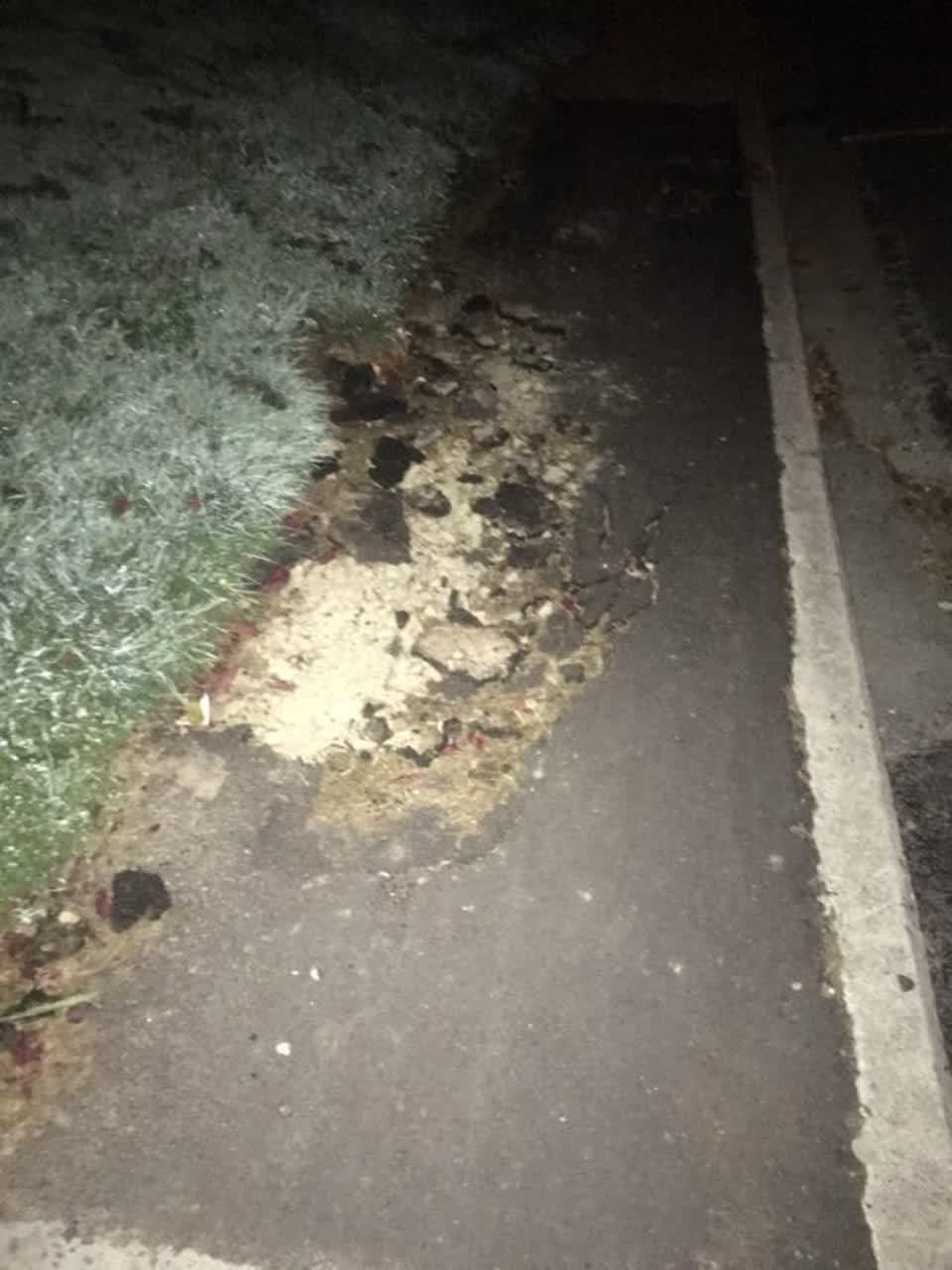 The photograph attached to this roading/streets report