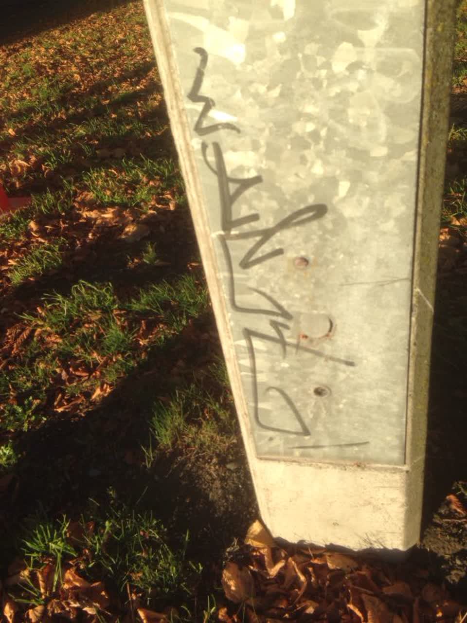 The photograph attached to this graffiti report
