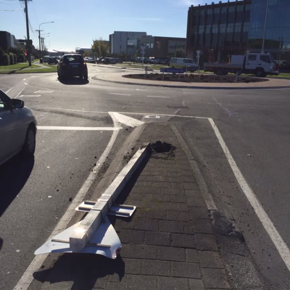 The photograph attached to this roading/streets report