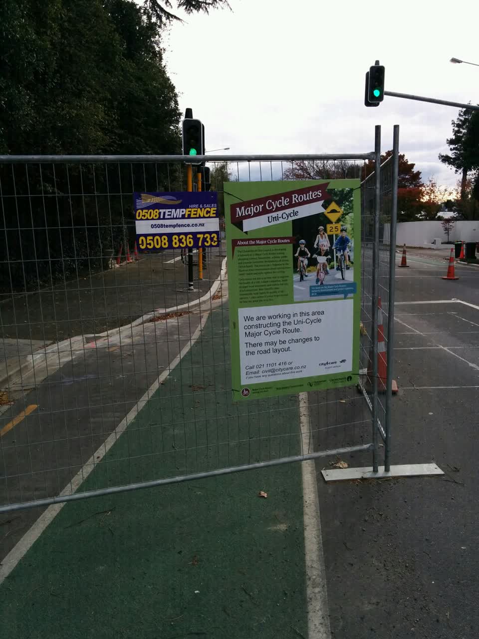 The photograph attached to this roading/streets report
