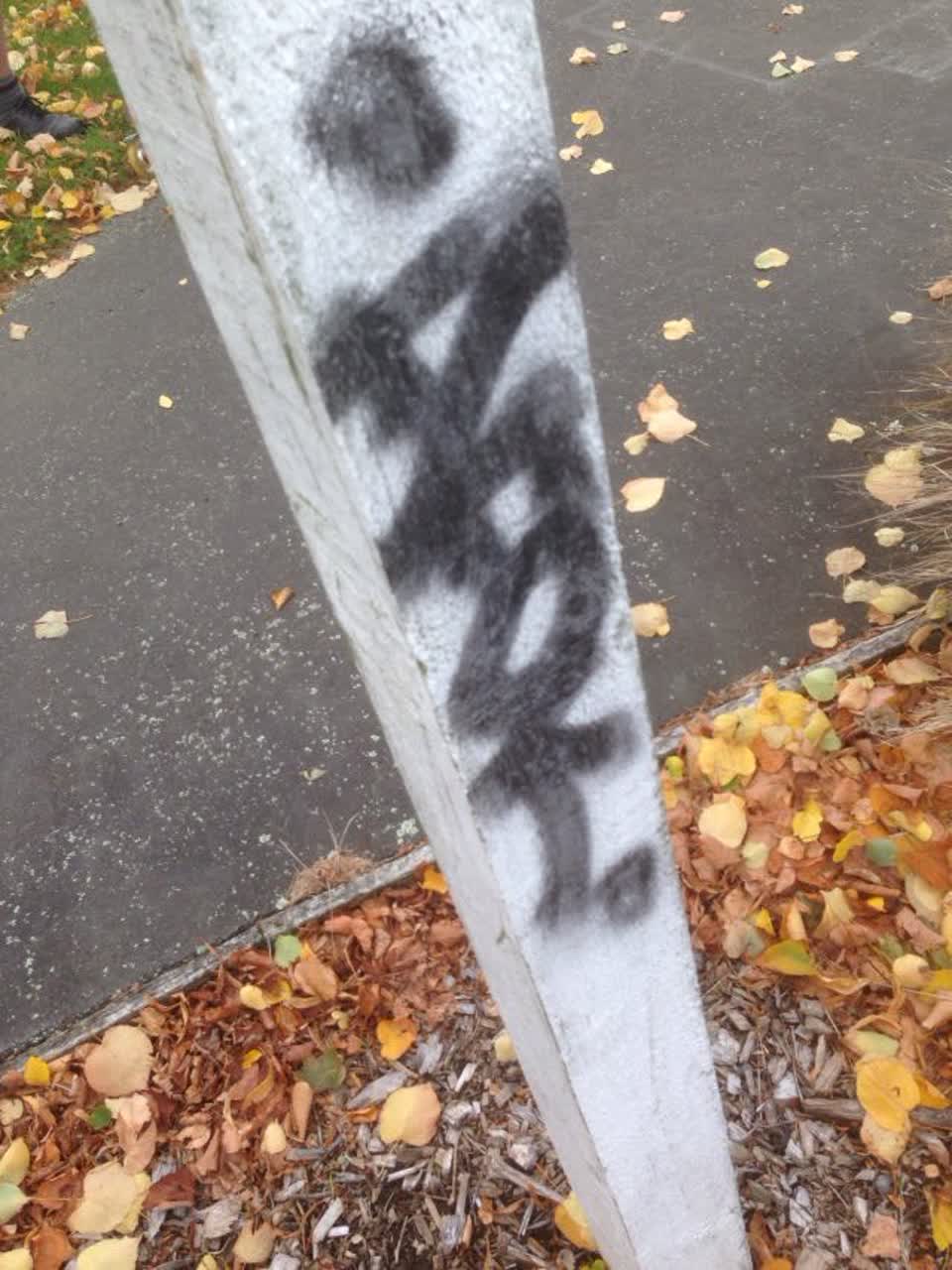 The photograph attached to this graffiti report