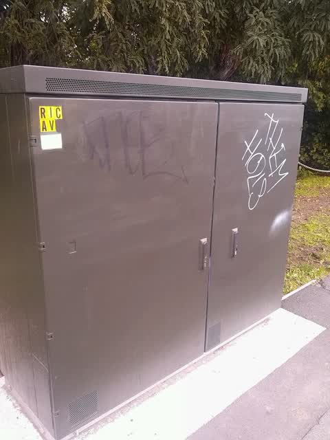 Graffiti, a report photo