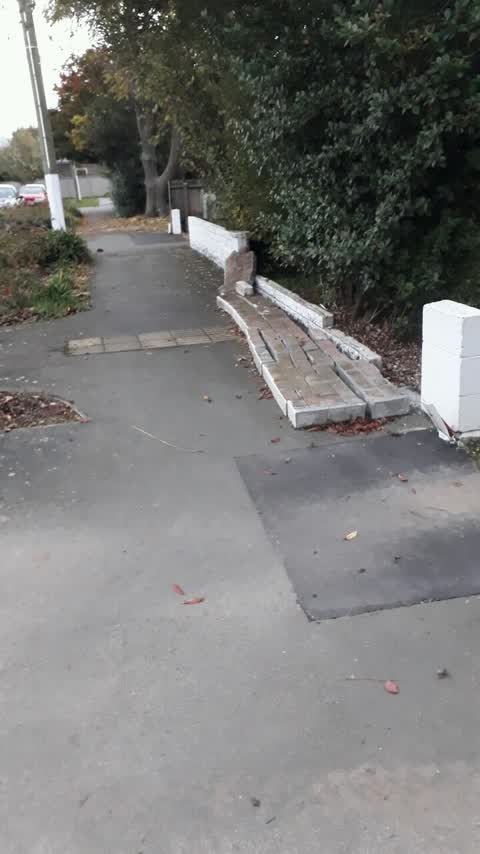 Roading/Streets, a report photo