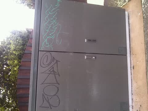 Graffiti, a report photo