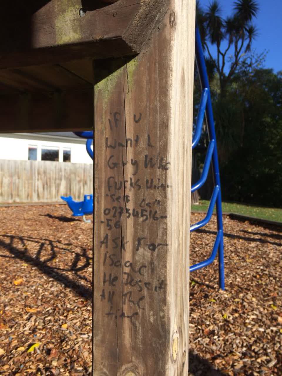 The photograph attached to this graffiti report