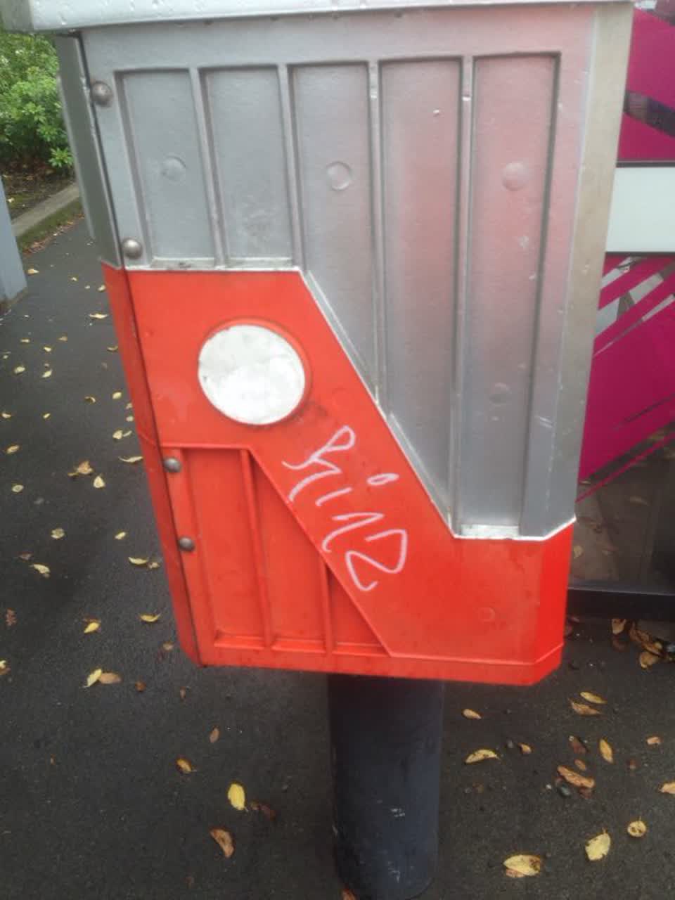 The photograph attached to this graffiti report