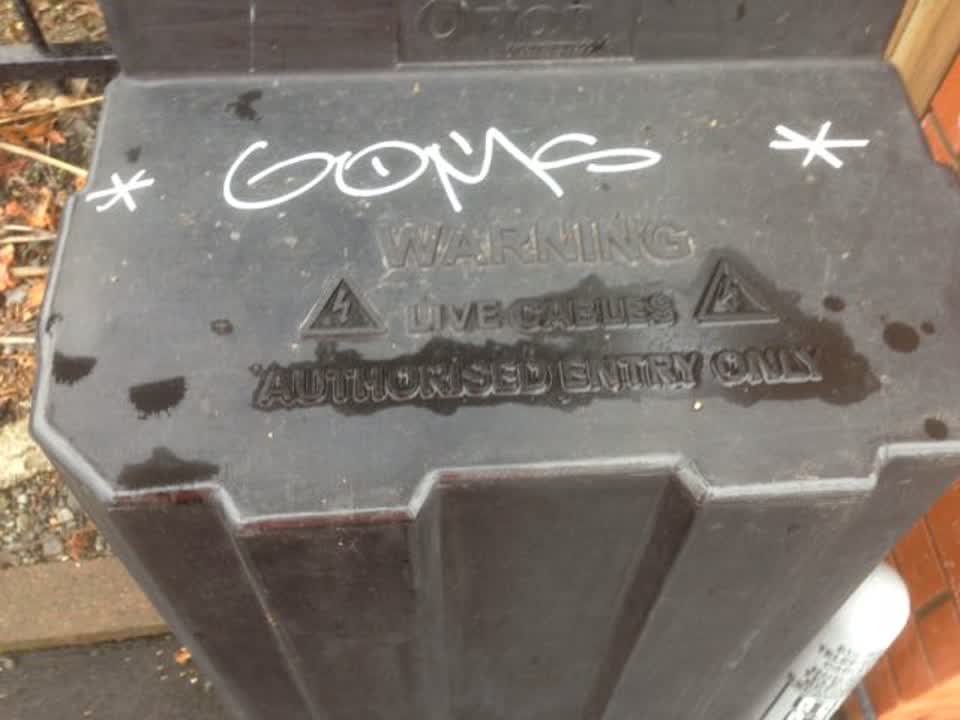 The photograph attached to this graffiti report