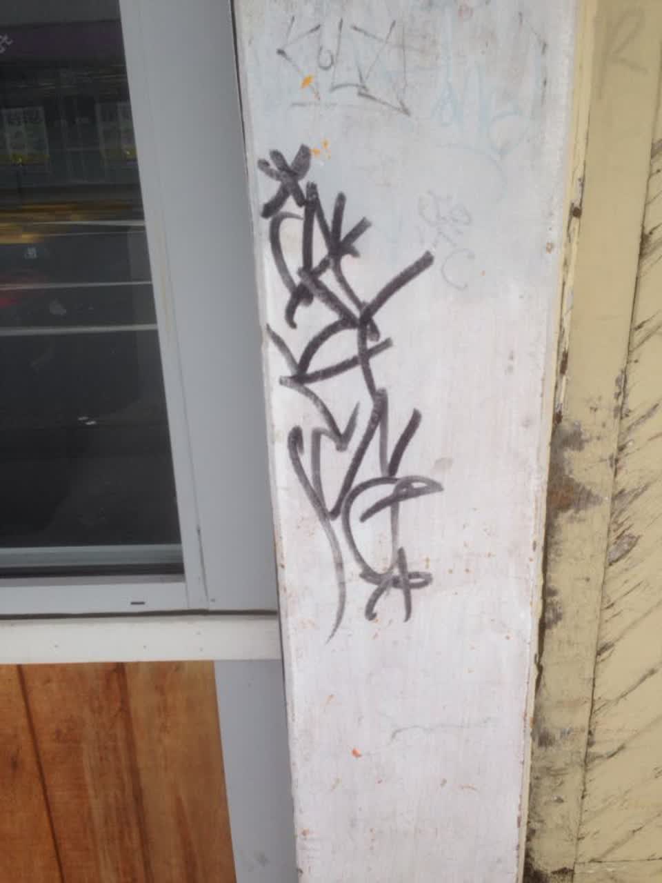 The photograph attached to this graffiti report