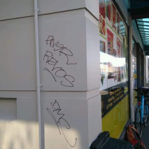 Graffiti, a report photo