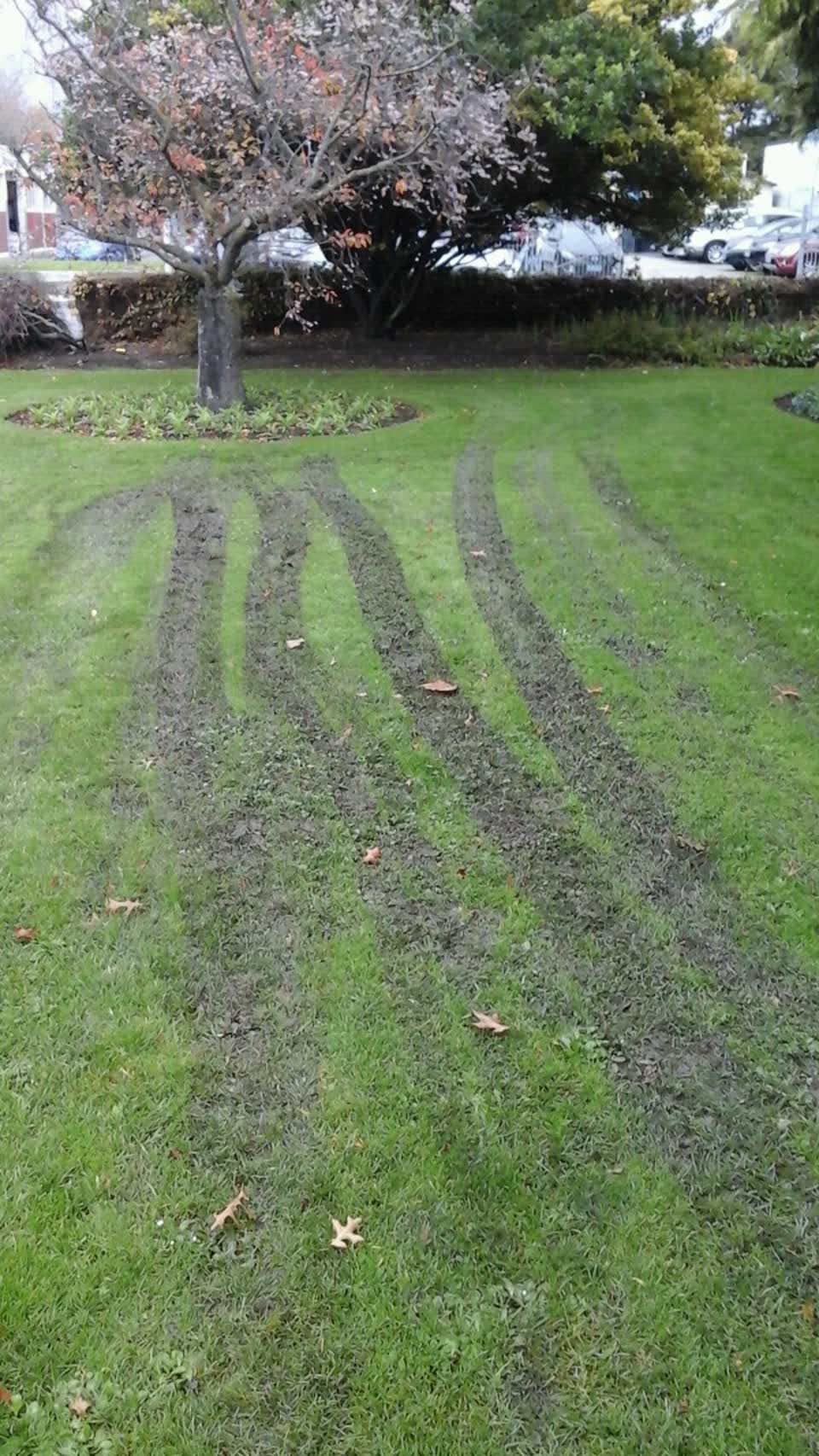 The photograph attached to this parks report