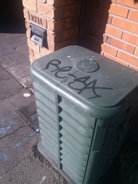 Graffiti, a report photo