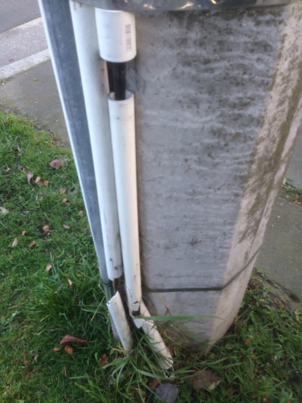 The photograph attached to this roading/streets report