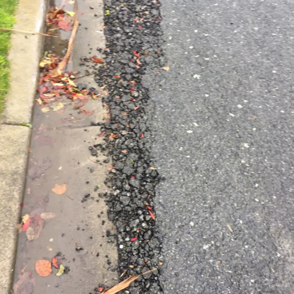 The photograph attached to this roading/streets report