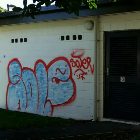 Graffiti, a report photo