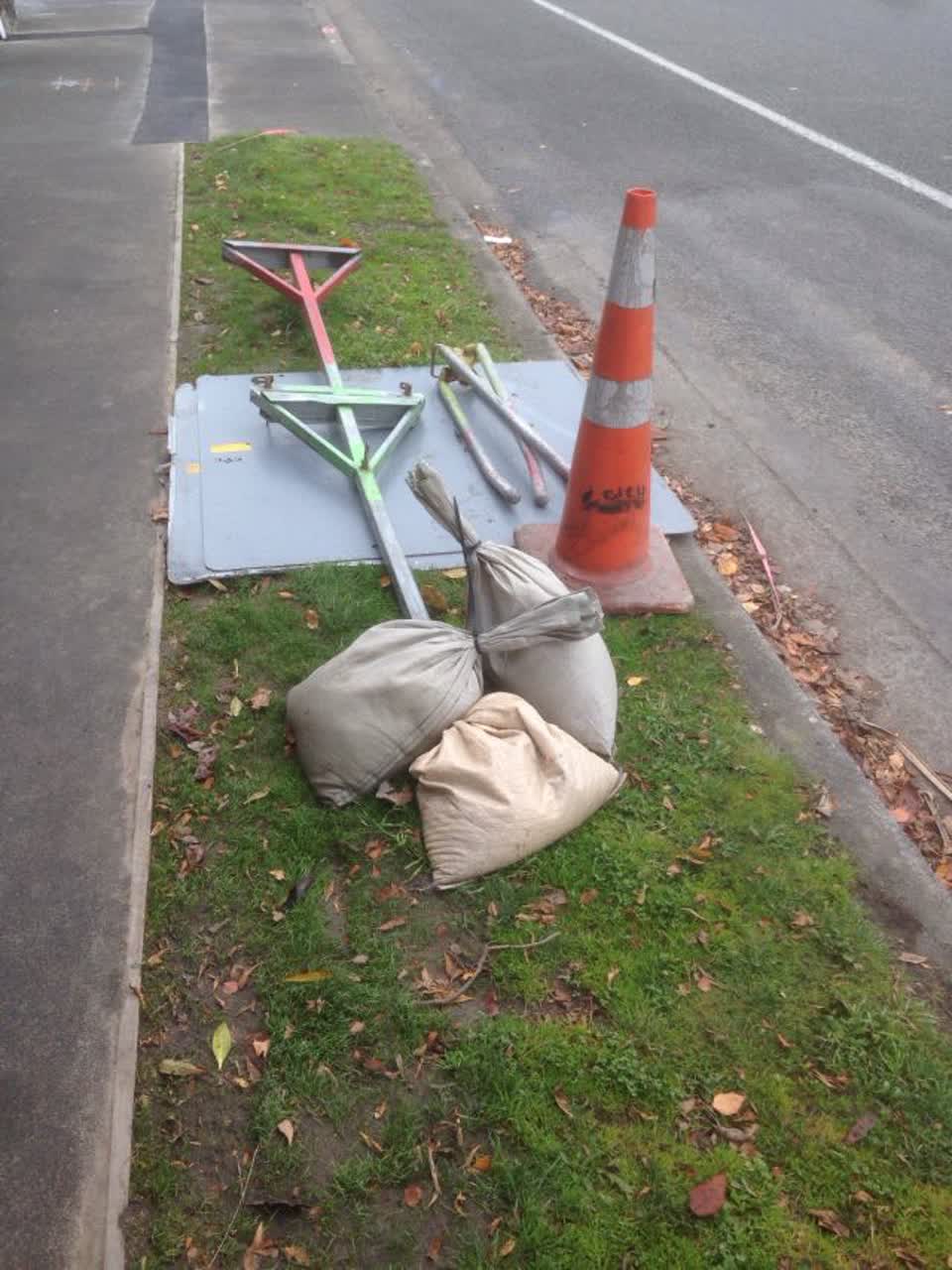 The photograph attached to this roading/streets report