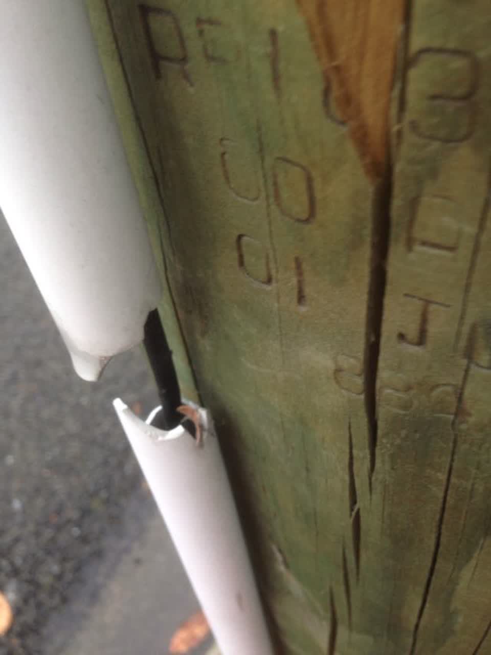 The photograph attached to this roading/streets report